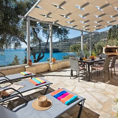 Villa Lookout
